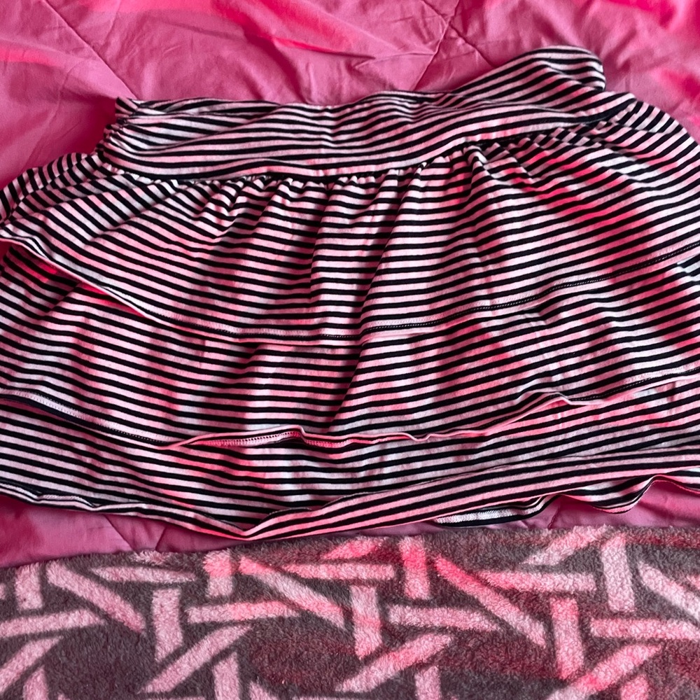 Hollister ruffle mini skort